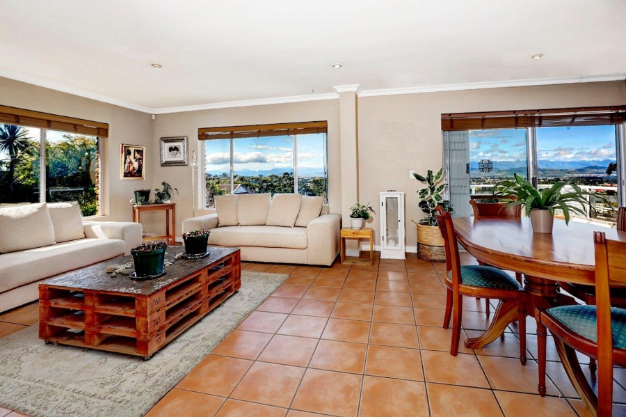 4 Bedroom Property for Sale in Welgemoed Western Cape